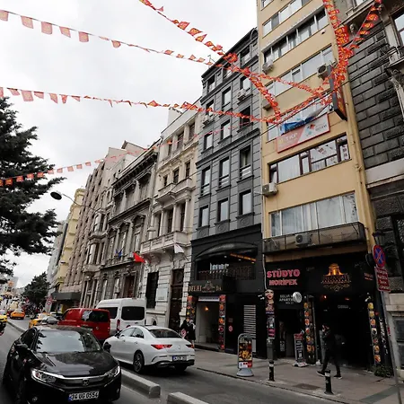 Szálloda Ravello Taksim 3*