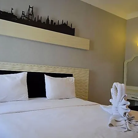 Ravello Taksim Hotel 3*